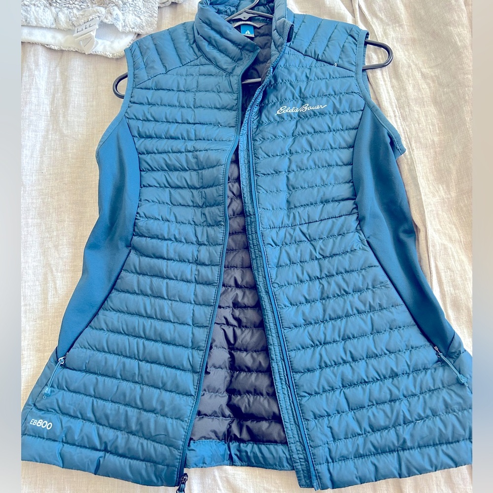 Eddie Bauer NEVER WORN women's ultralight vest lined with goose down insulation